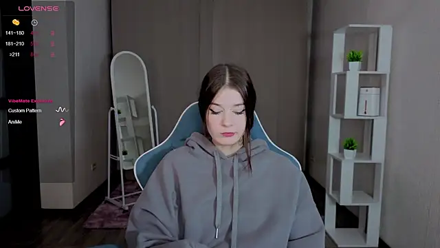 Ksarina online show from 11/15/25, 12:20