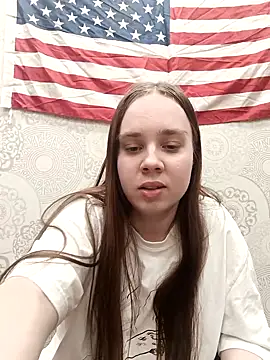 LunaDreeam online show from 11/23/25, 04:50