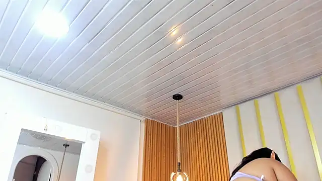 Hanna curvy  online show from 10/30/25, 11:30