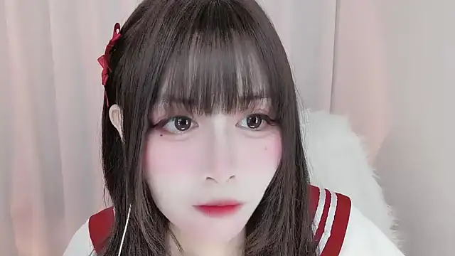 Snapshot of -zhuzhu-999- chatting on 06/11/26, 06:49 -zhuzhu-999- online show from 06/11/26, 06:49