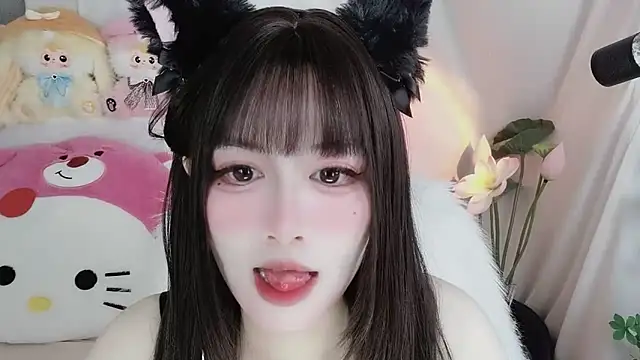 -zhuzhu-999- online show from 04/22/26, 08:15