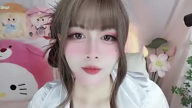 -zhuzhu-999- online show from 12/14/25, 09:20