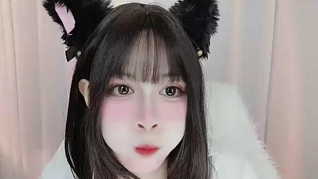 Snapshot of -zhuzhu-999- chatting on 06/25/26, 07:52 -zhuzhu-999- online show from 06/25/26, 07:52