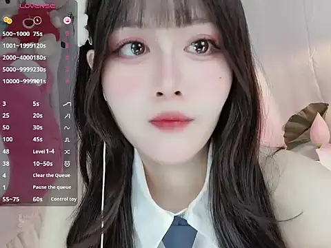 Snapshot of -zhuzhu-999- chatting on 10/25/25, 05:13 -zhuzhu-999- online show from 10/25/25, 05:13