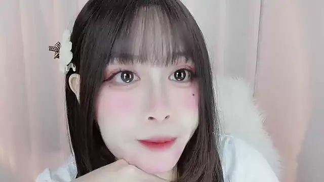 Snapshot of -zhuzhu-999- chatting on 06/26/26, 07:20 -zhuzhu-999- online show from 06/26/26, 07:20