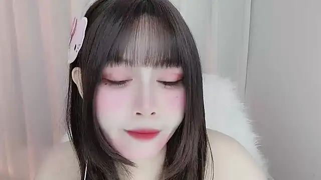 Snapshot of -zhuzhu-999- chatting on 06/22/26, 10:18 -zhuzhu-999- online show from 06/22/26, 10:18