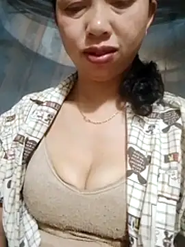 TRIEUTRIEU20 online show from 03/28/26, 05:14