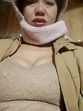 TRIEUTRIEU20 online show from 02/11/26, 10:42