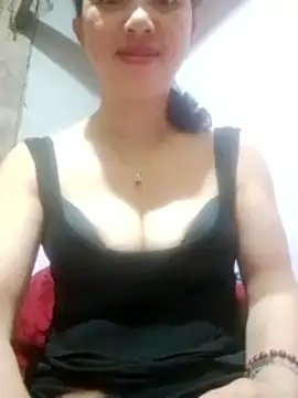 TRIEUTRIEU20 online show from 04/15/26, 08:42