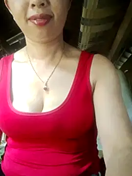 TRIEUTRIEU20 online show from 04/19/26, 06:58