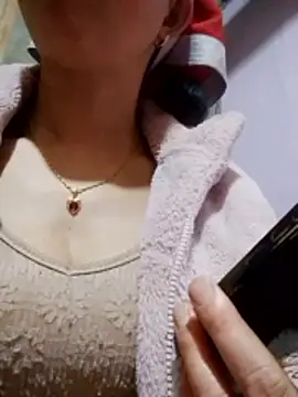 TRIEUTRIEU20 online show from 03/17/26, 10:40