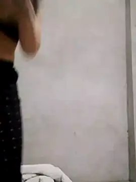 TRIEUTRIEU20 online show from 02/25/26, 08:58