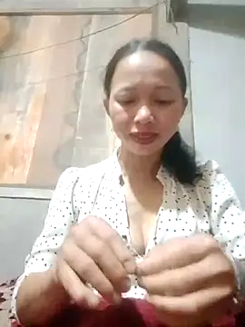 Snapshot of TRIEUTRIEU20 chatting on 11/06/25, 12:31 TRIEUTRIEU20 online show from 11/06/25, 12:31