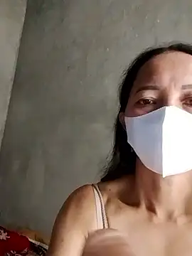 Snapshot of TRIEUTRIEU20 chatting on 10/29/25, 02:43 TRIEUTRIEU20 online show from 10/29/25, 02:43