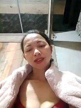 Snapshot of TRIEUTRIEU20 chatting on 11/15/25, 10:25 TRIEUTRIEU20 online show from 11/15/25, 10:25