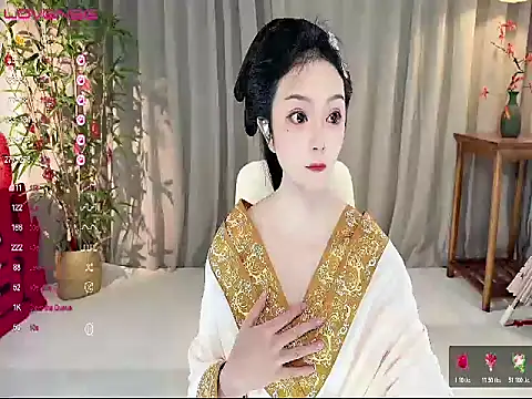 Snapshot of LuckyGirl_GeGe chatting on 10/27/25, 08:04 LuckyGirl GeGe online show from 10/27/25, 08:04