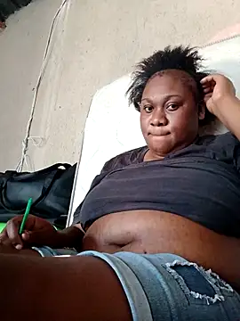 Snapshot of prebustyboobs94 chatting on 10/24/25, 09:30 prebustyboobs94 online show from 10/24/25, 09:30