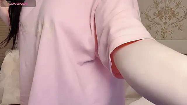 anna-888- online show from 02/13/26, 01:22