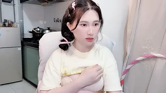 anna-888- online show from 12/01/25, 09:59