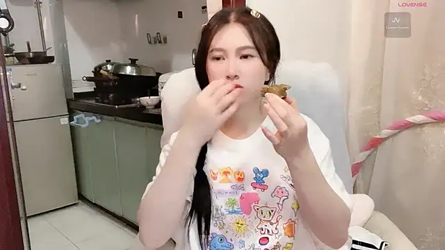 anna-888- online show from 11/15/25, 06:45