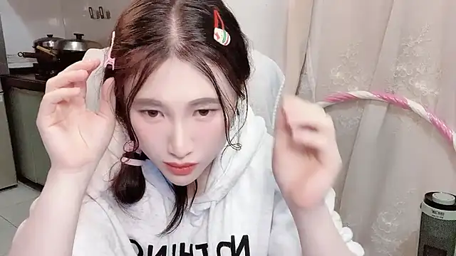 anna-888- online show from 12/20/25, 03:15