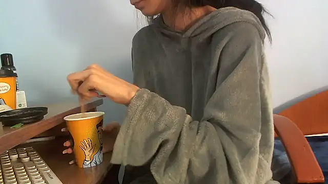 andreea713 online show from 02/20/26, 11:45