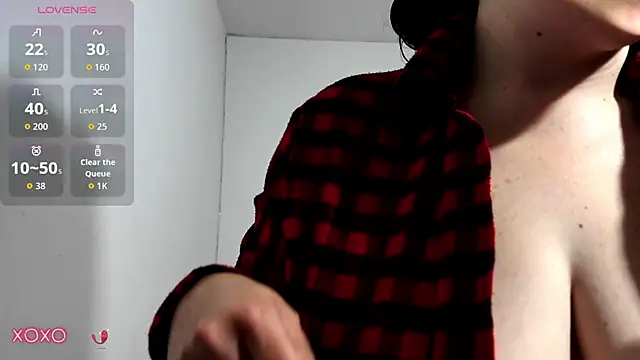 Snapshot of harper1brown chatting on 12/01/25, 08:42 harper1brown online show from 12/01/25, 08:42