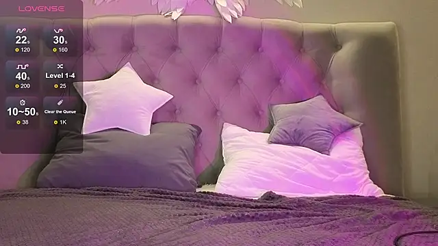 Snapshot of Oliver_star_boy_ chatting on 02/01/26, 09:02 Oliver star boy online show from 02/01/26, 09:02