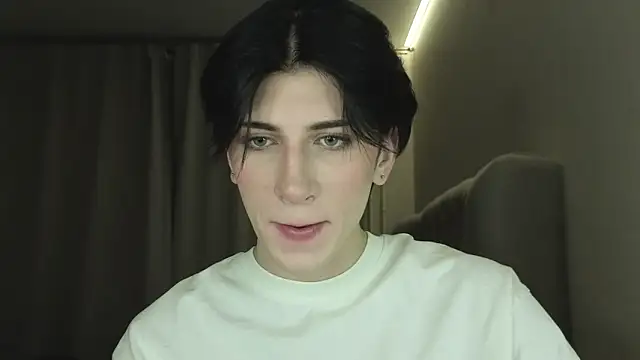 Oliver star boy  online show from 03/10/26, 09:41