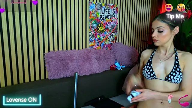 MirunaHaze online show from 05/22/26, 03:21