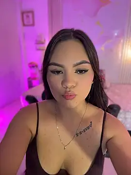 amber white15 online show from 07/14/26, 03:11