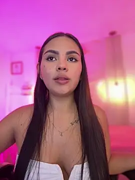 amber white15 online show from 02/26/26, 04:23