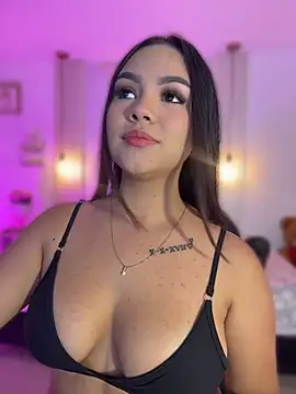 amber white15 online show from 07/03/26, 03:46