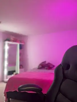 amber white15 online show from 01/11/26, 05:25