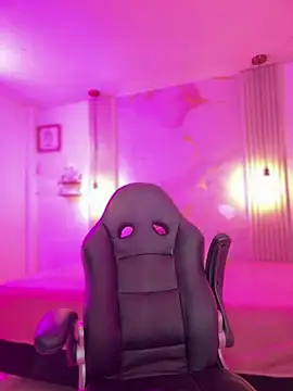 amber white15 online show from 02/20/26, 01:13