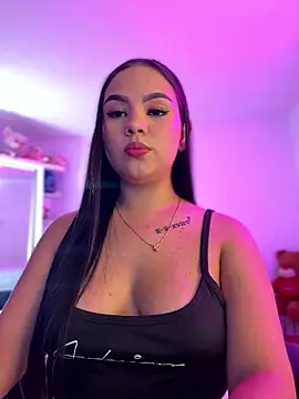 amber white15 online show from 01/14/26, 02:59