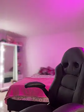 amber white15 online show from 01/15/26, 05:00