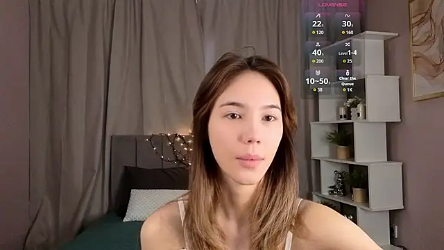 LilCatalia online show from 05/09/26, 04:27