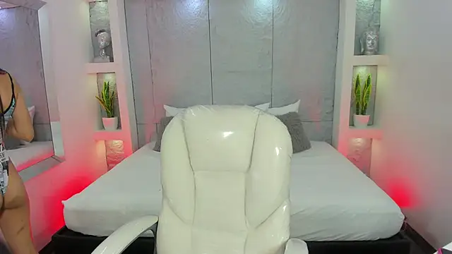 AmyColman  online show from 12/02/25, 11:34