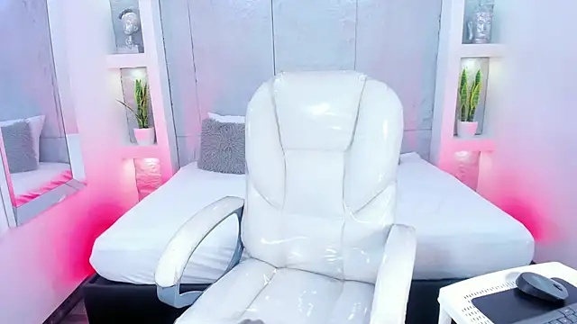 AmyColman  online show from 11/27/25, 11:43