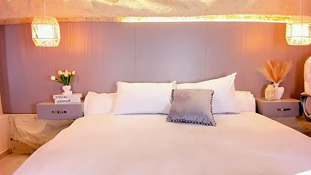 AmyColman  online show from 04/10/26, 12:12