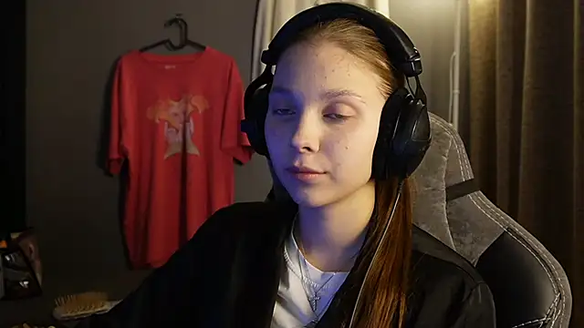 Softixq online show from 11/11/25, 05:19