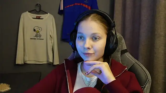 Softixq online show from 11/15/25, 03:38