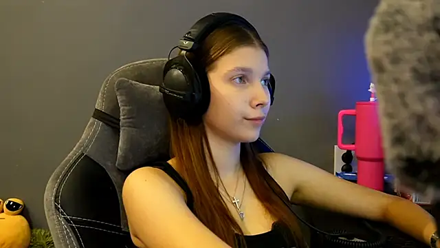 Softixq online show from 12/20/25, 03:26