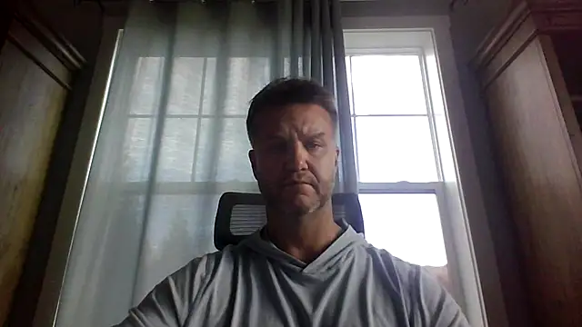 Snapshot of 45andfit1 chatting on 10/27/25, 01:45 45andfit1 online show from 10/27/25, 01:45