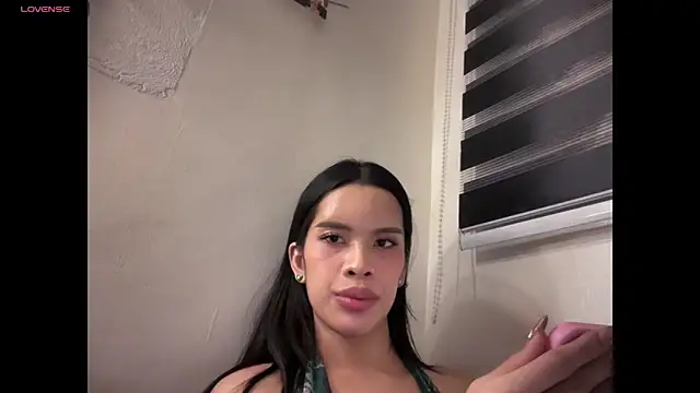 Candicemeow online show from 05/23/26, 10:09