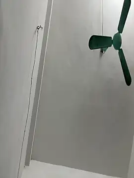 Pig pig11 online show from 10/30/25, 09:11