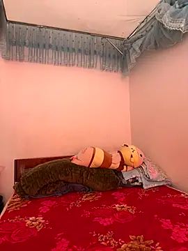 Pig pig11 online show from 12/18/25, 04:50