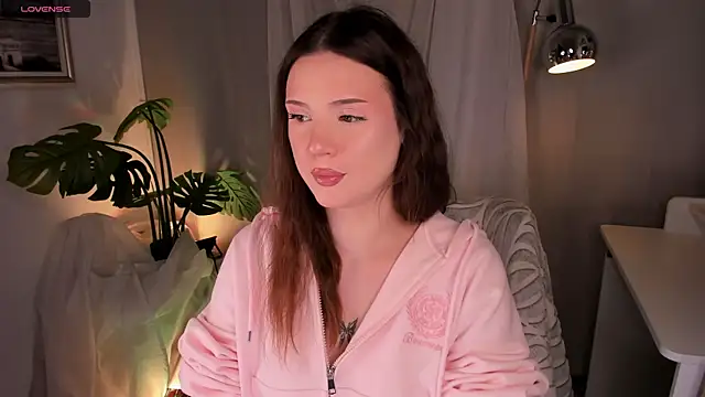 Snapshot of AustinClowerd chatting on 12/18/25, 07:13 AustinClowerd online show from 12/18/25, 07:13