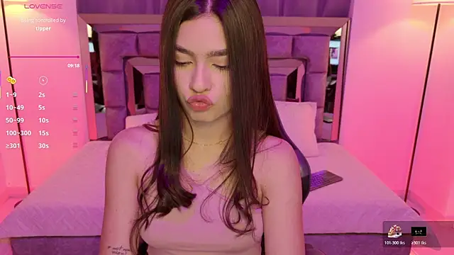 Bella Clark2 online show from 11/26/25, 03:28